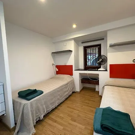 Apartment Apartamento Patio Sevillano Frente Catedral Seville